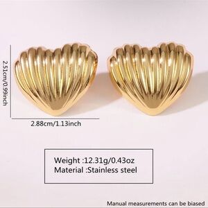 Gold Shell-Shaped Stainless Steel Earrings